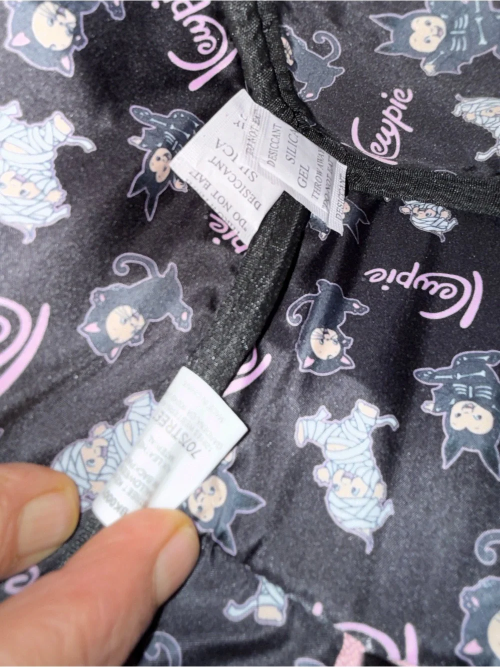 707 Street Exclusive Kewpie Bat/Friends mini backpack-Highly colkectible 309/600